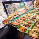 5 Makanan Lokal Terbaik yang Harus Anda Makan Di Singapura